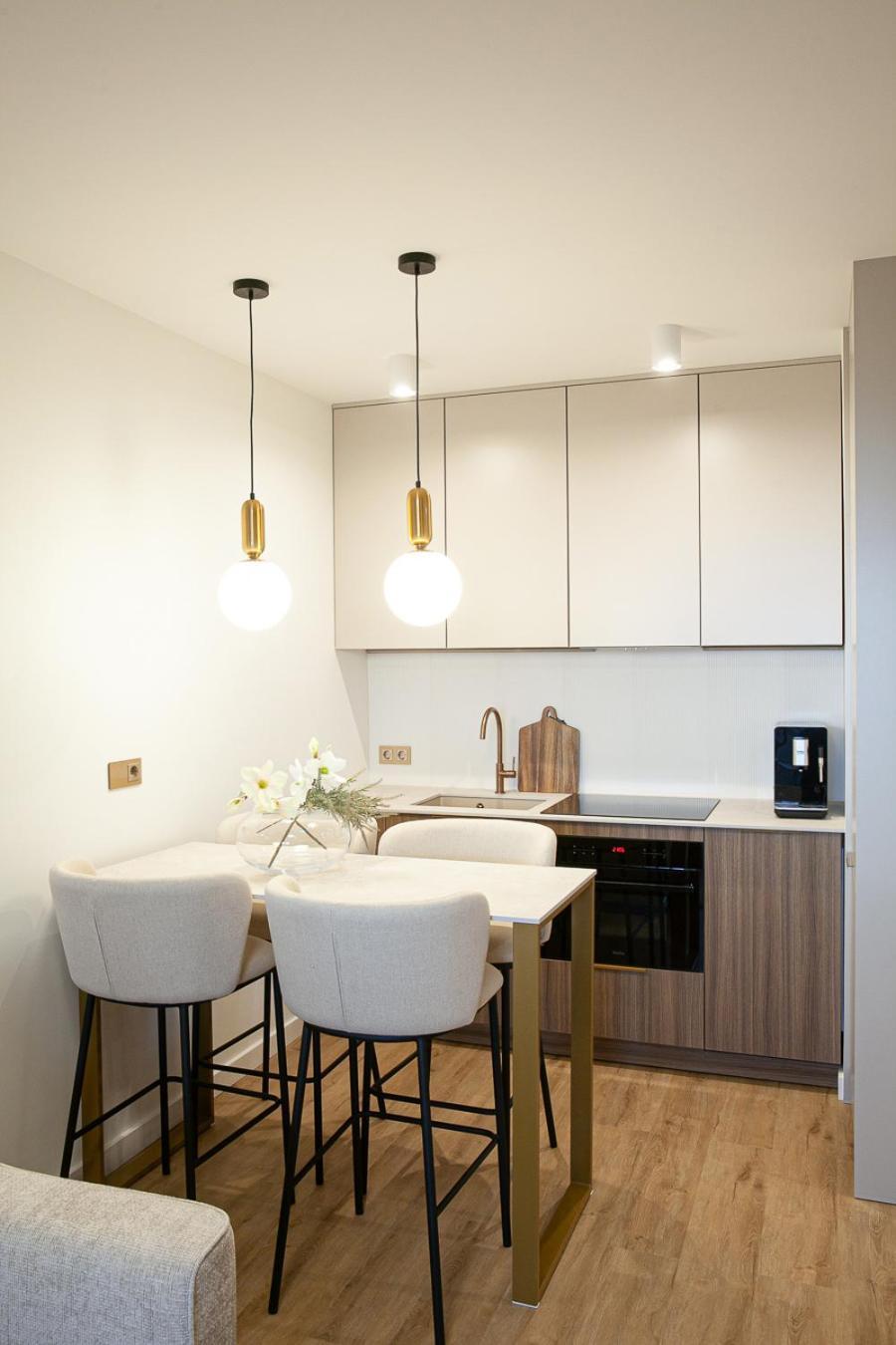 Kobiela Apartments Debowe Tarasy คาโตวีตเซ ภายนอก รูปภาพ