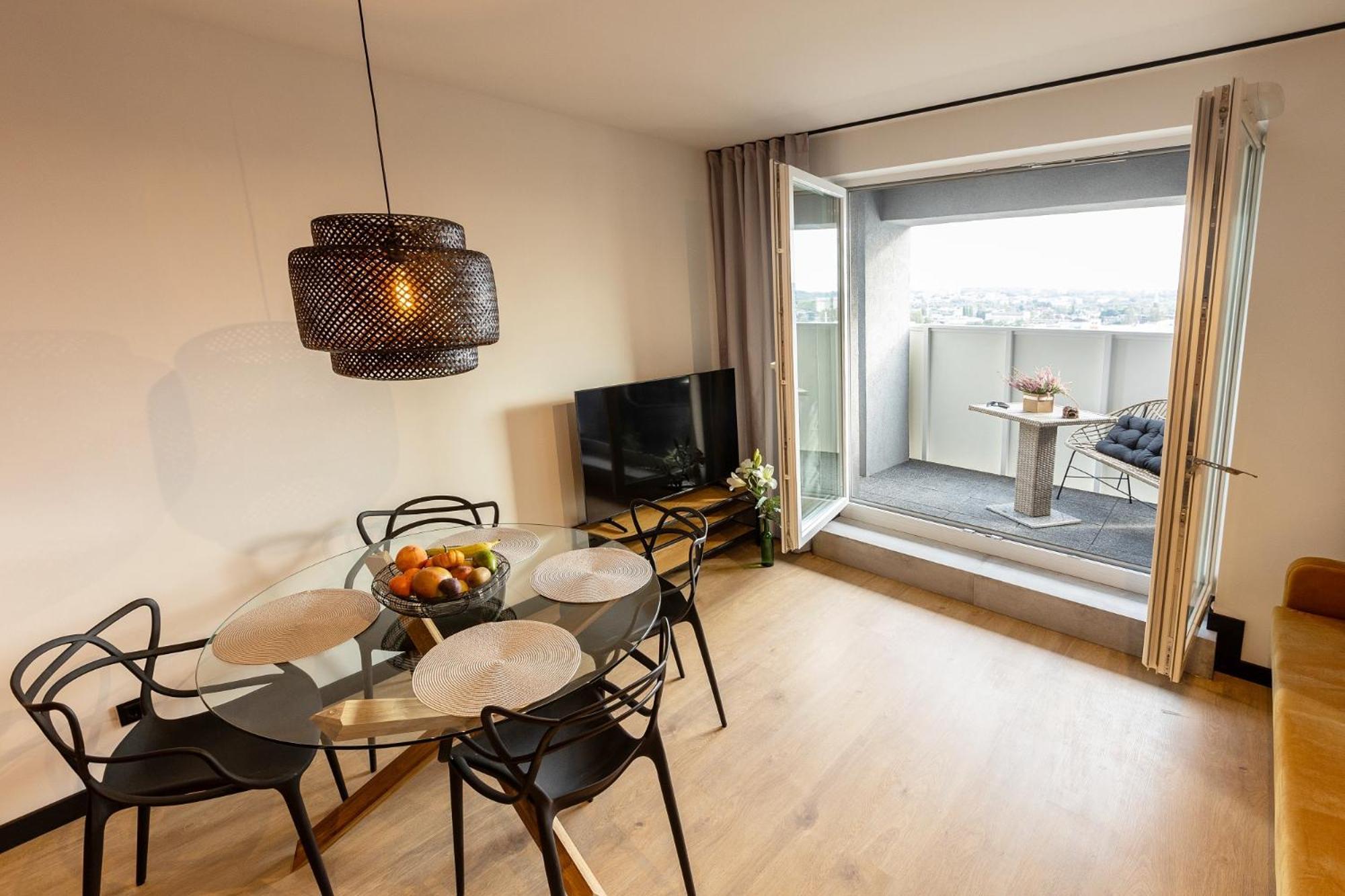 Kobiela Apartments Debowe Tarasy คาโตวีตเซ ภายนอก รูปภาพ