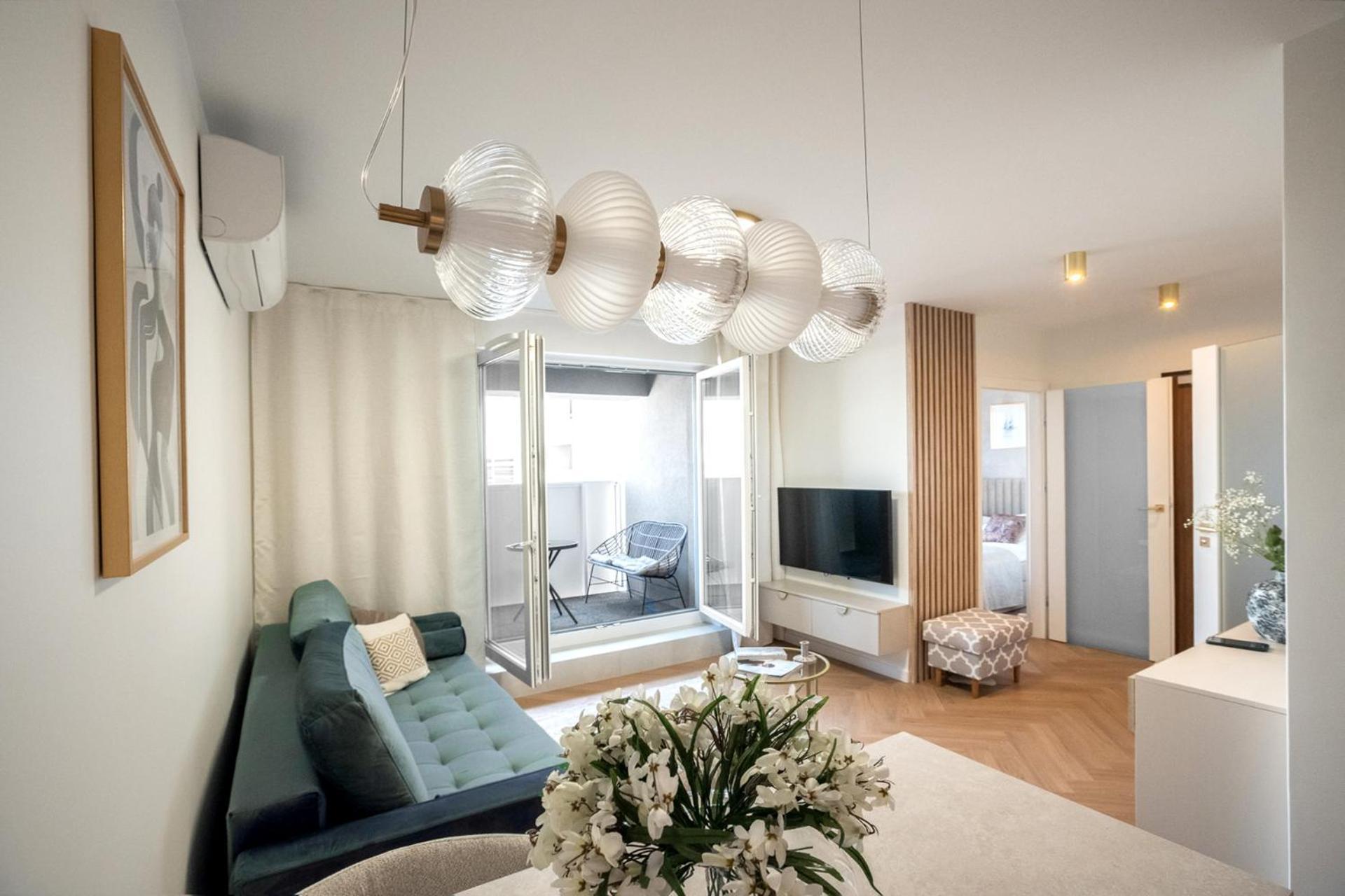 Kobiela Apartments Debowe Tarasy คาโตวีตเซ ภายนอก รูปภาพ